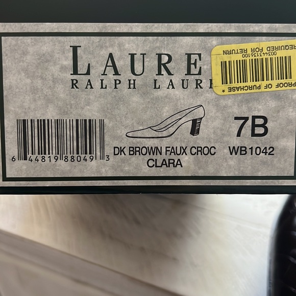 Gently used Ralph Lauren Dark Brown Faux Croc pattern heels size 7 - Picture 4 of 6